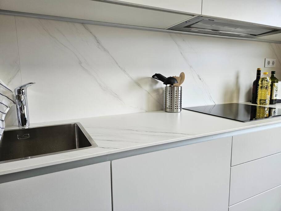 15A04 Duplex Y Garaje En Centro Apartman Llanes Kültér fotó