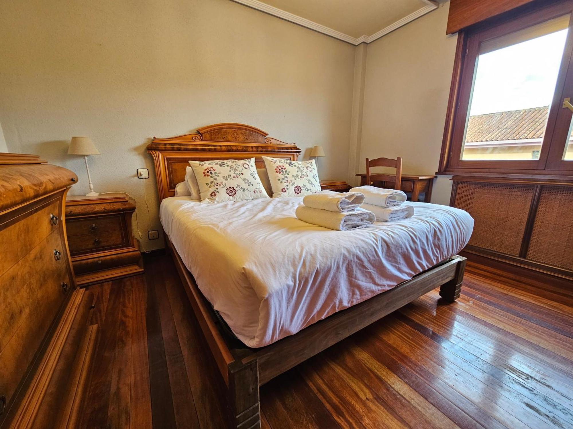 15A04 Duplex Y Garaje En Centro Apartman Llanes Kültér fotó